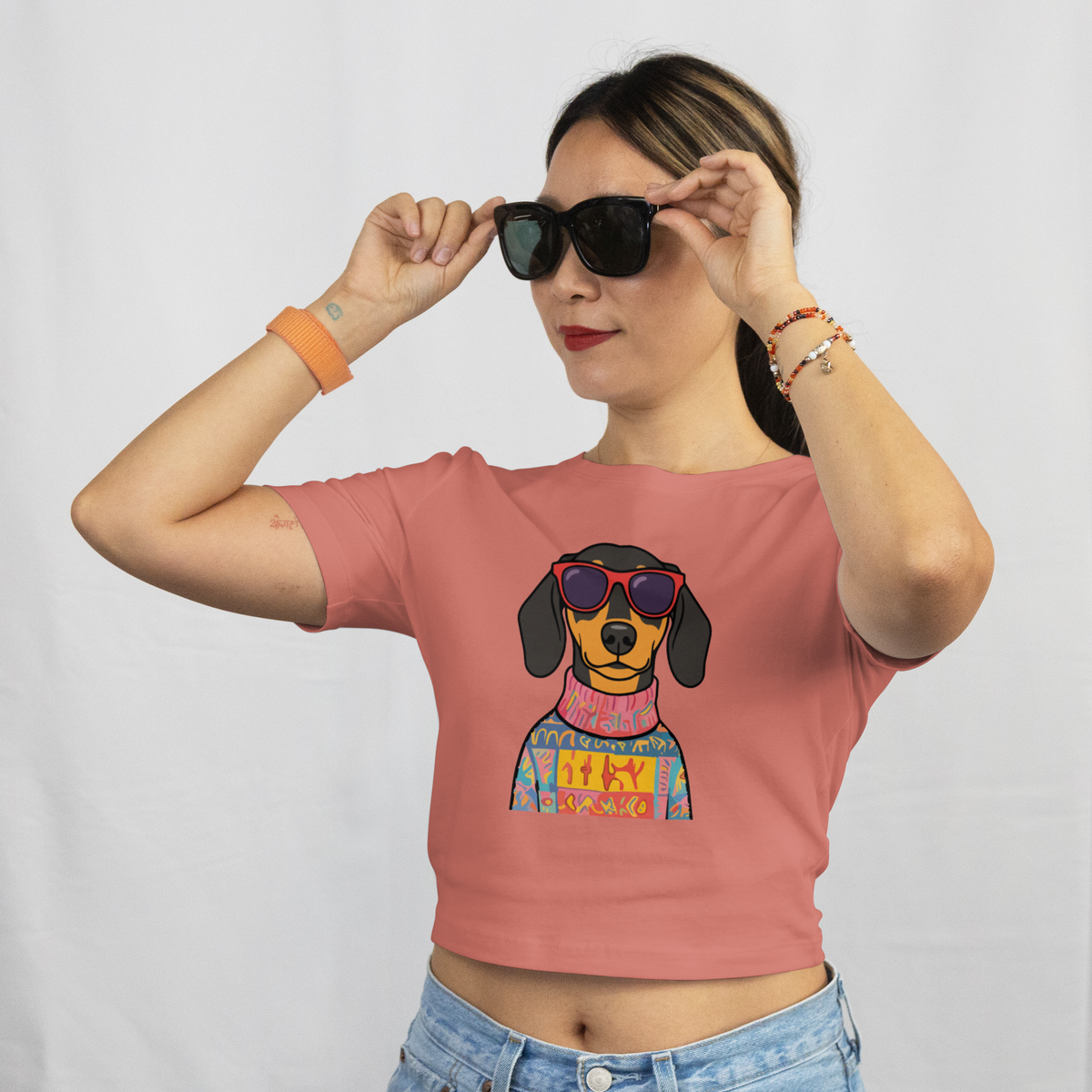 Saint Guas Mood Pet Capsule - Dachshund Premium Crop T-Shirt